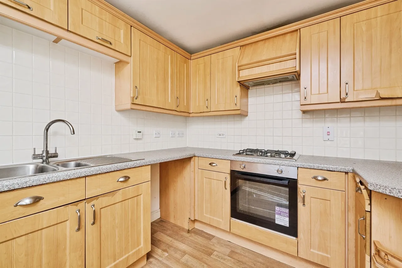 Jury Road, Peterborough, PE7, photo 2