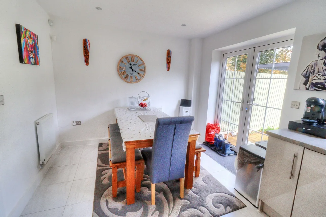 Springbank Road, Lane End, HP14, photo 6