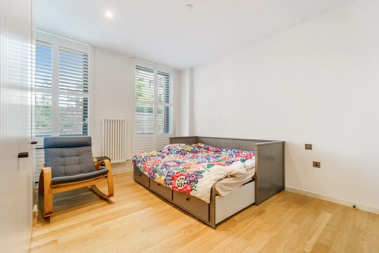 Hollandbury House, The Brentford Project, TW8, photo 5