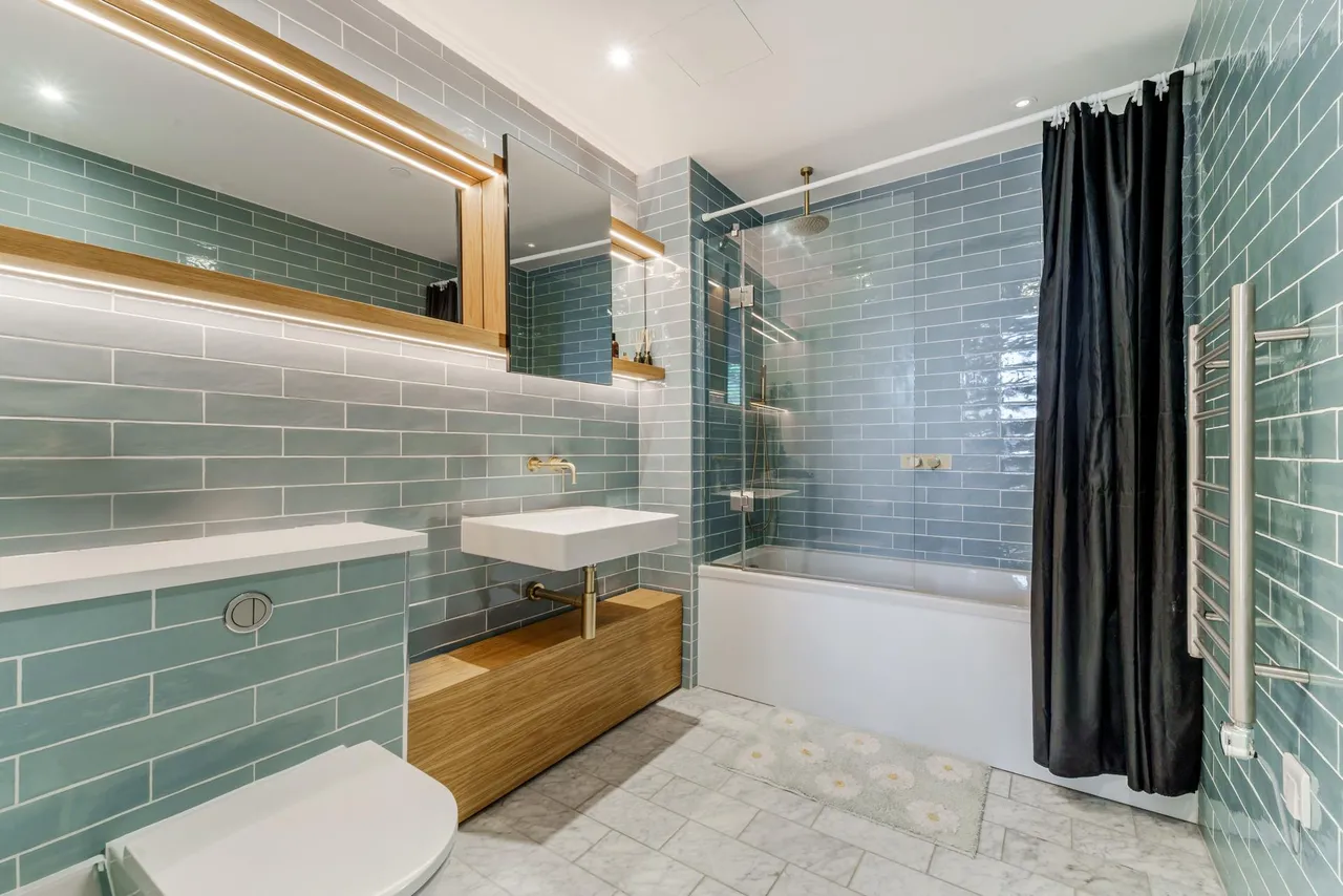 Hollandbury House, The Brentford Project, TW8, photo 8