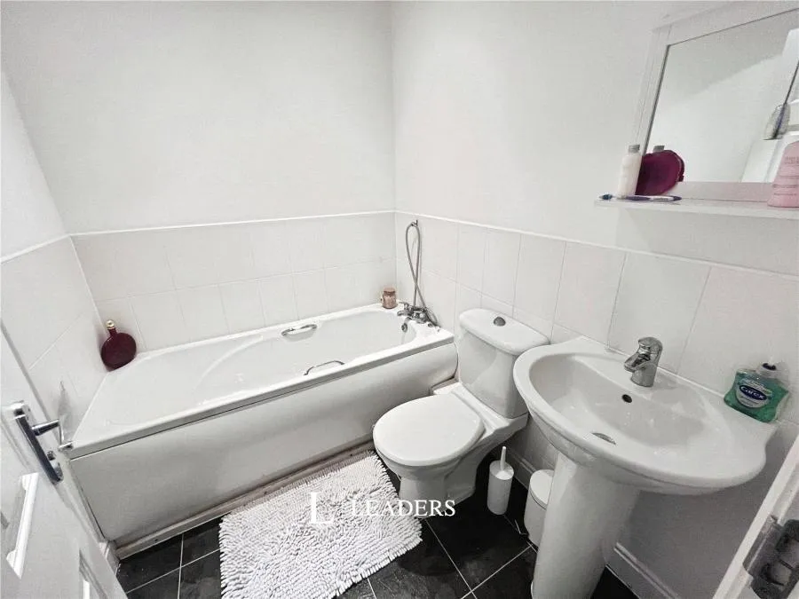 Shaw Gardens, Gedling, NG4, photo 10