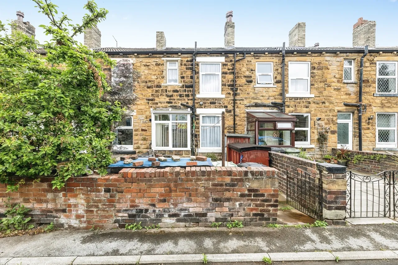 Queen Street, East Ardsley, Wakefield, photo 2