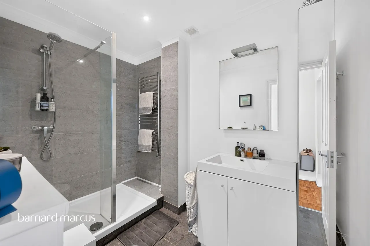 Stanley Road, Sutton, SM2, photo 18
