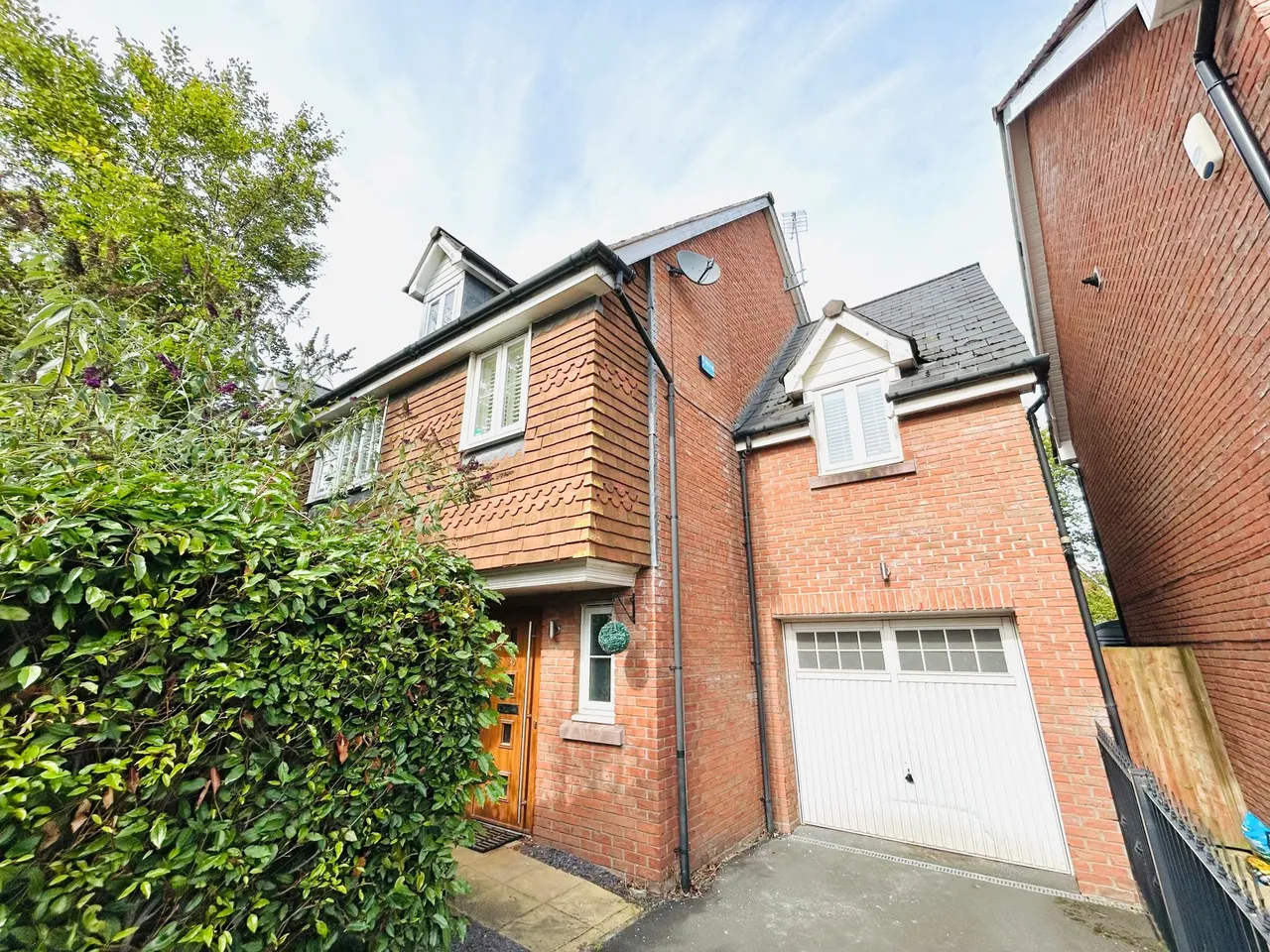 Chaise Meadow, Lymm, photo 4