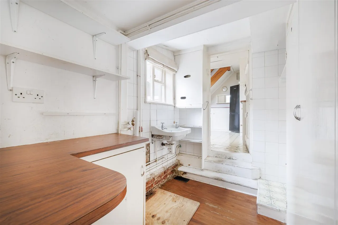 The Street, Bramfield, IP19, photo 9