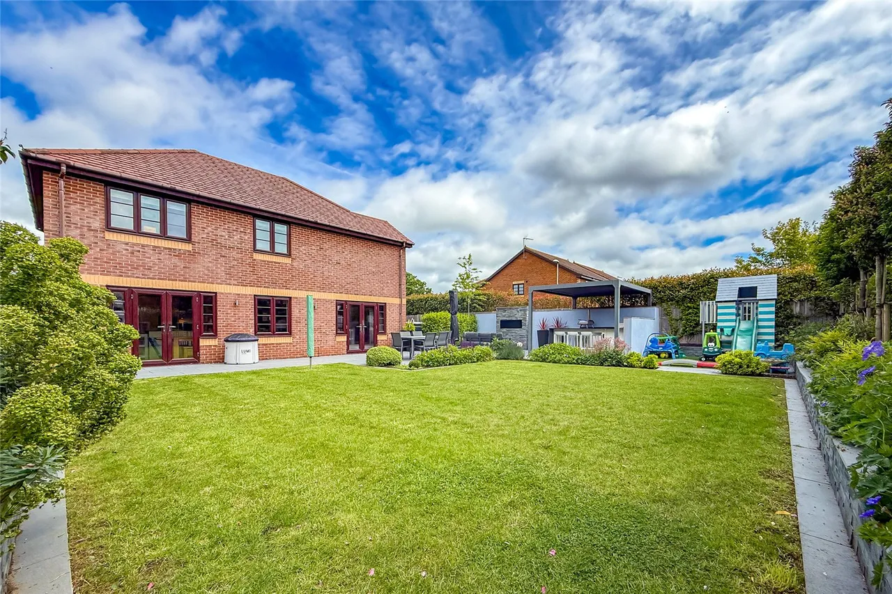Miley Close, Harpenden, Hertfordshire, AL5 3DS, photo 12