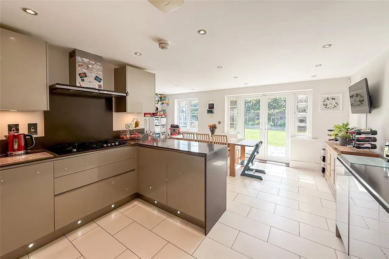 Miley Close, Harpenden, Hertfordshire, AL5 3DS, photo 2