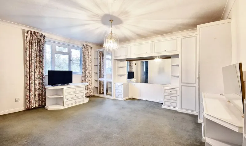 Leatherhead Road, Ashtead, KT21, photo 2