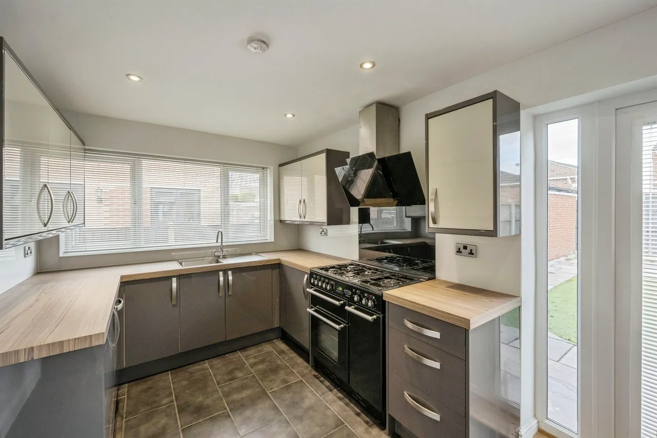 St. Michaels Close, Thorne, Doncaster, photo 3
