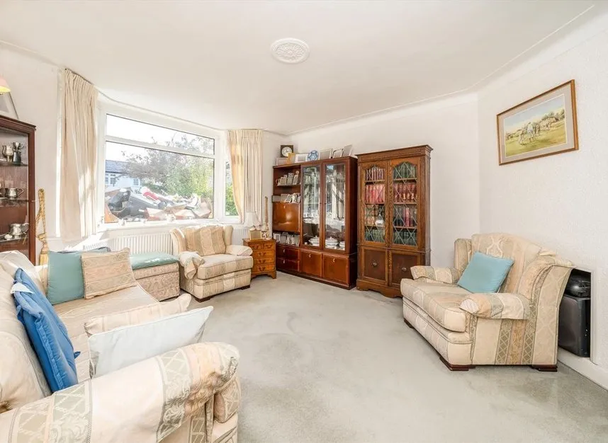 Fifth Cross Road, Twickenham, TW2, photo 2