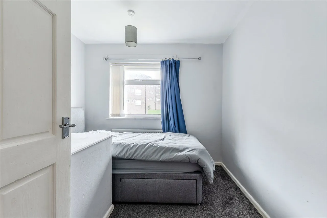 St. James Drive, Horsforth, LS18, photo 11