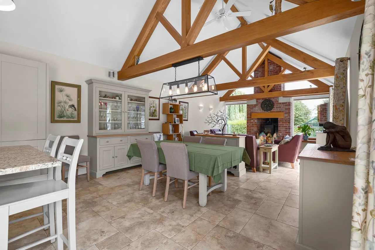 High Street, Haversham, MK19, photo 4