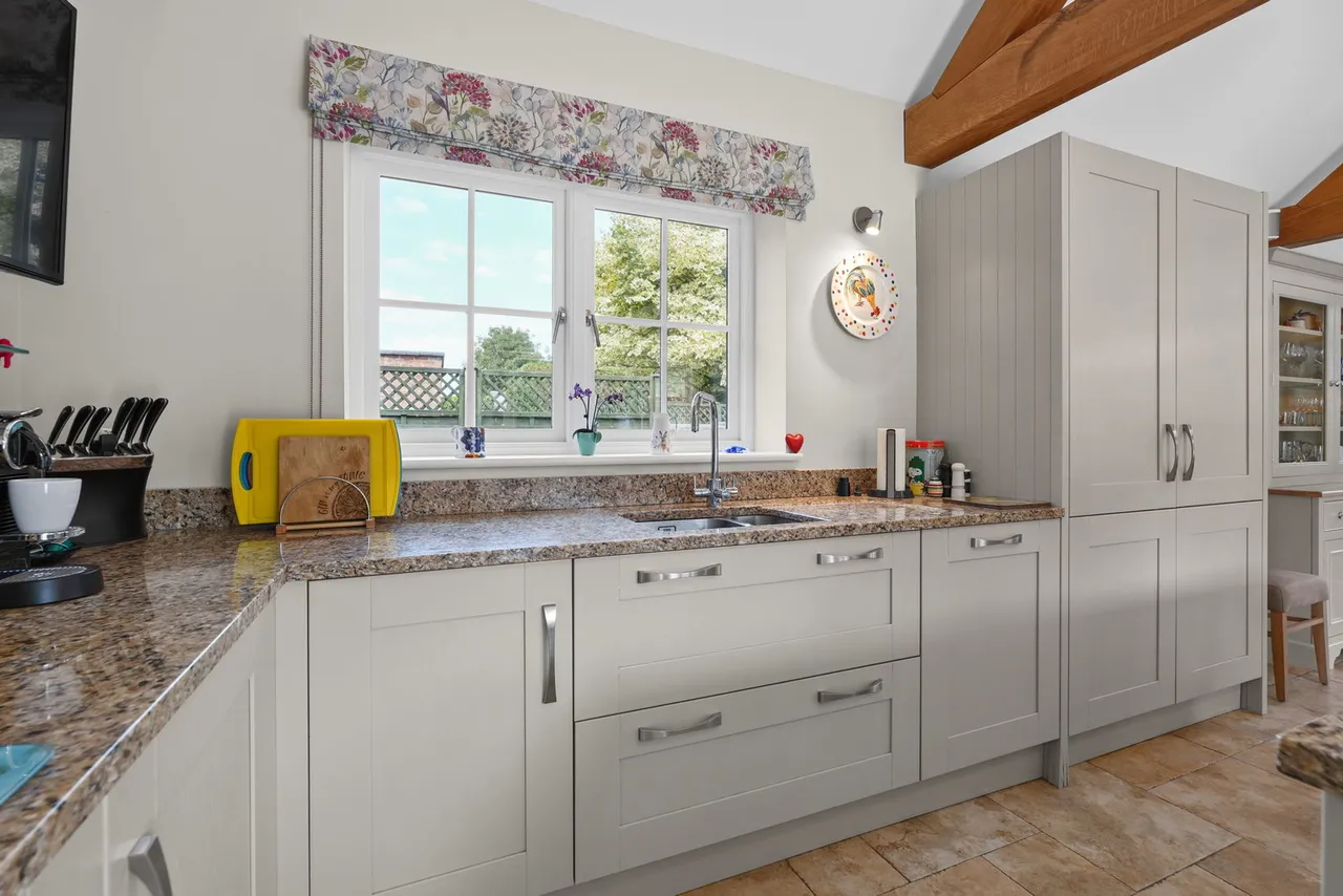 High Street, Haversham, MK19, photo 14
