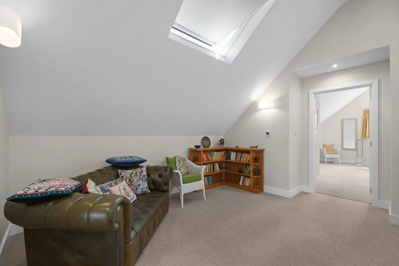 High Street, Haversham, MK19, photo 26