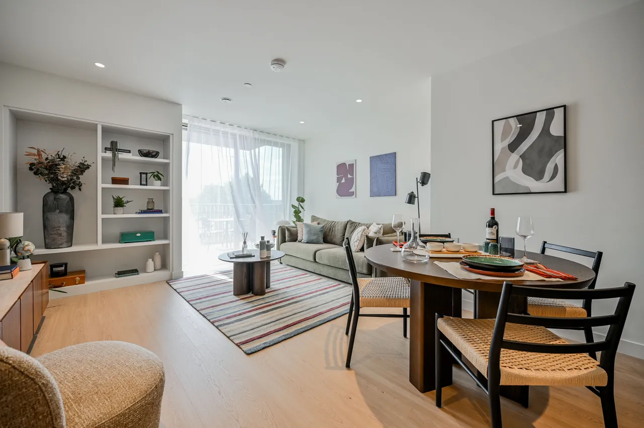 2 bed flat to rent — 205c Ferry Island West Apartments, 2 Heart Of Hale Lane, London