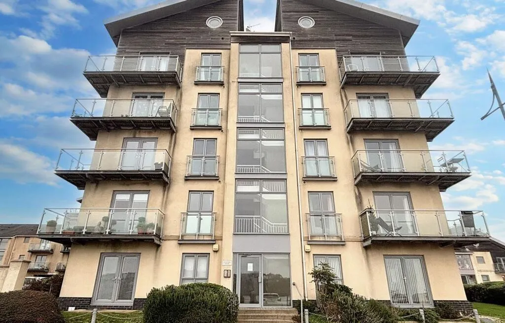 1 bed flat for sale — Cei Dafydd, Barry