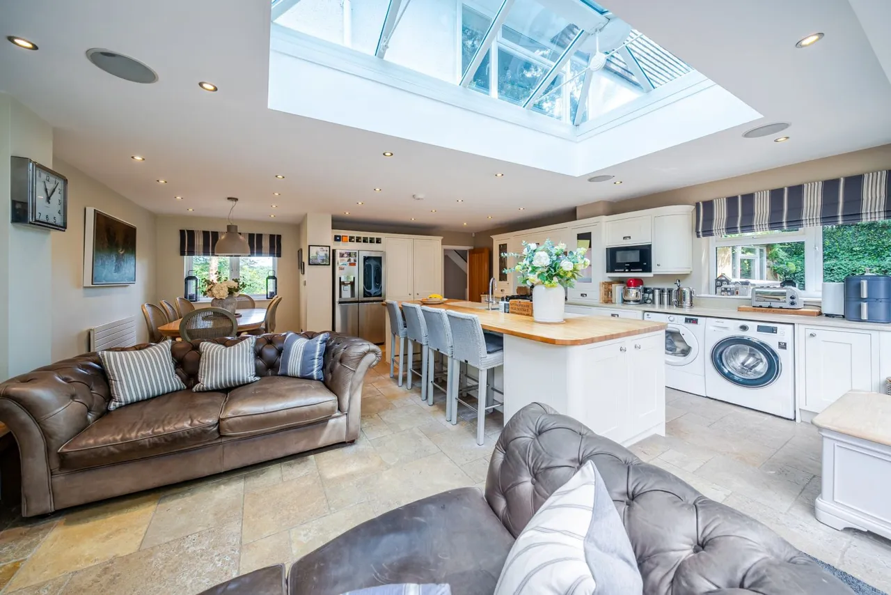 Branksome Park Road, Camberley, Surrey, GU15 2AQ, photo 3
