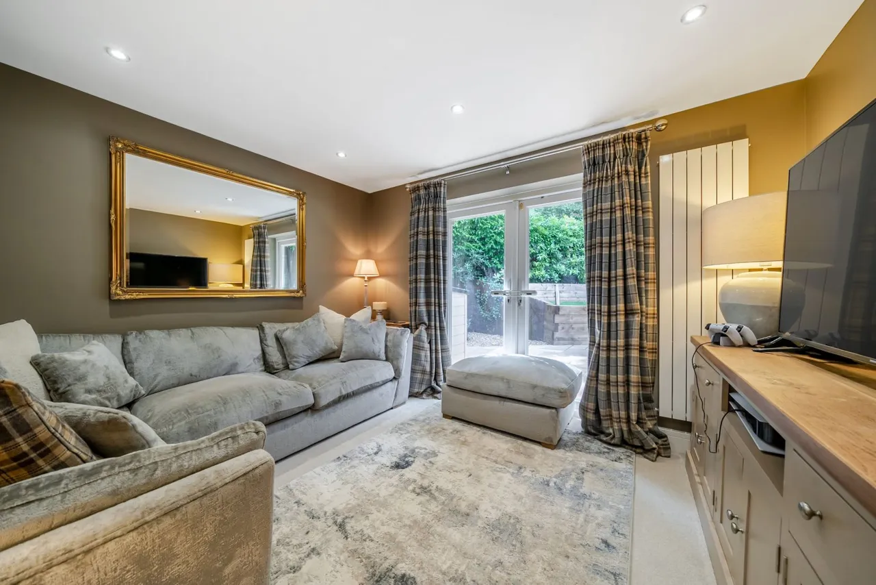 Branksome Park Road, Camberley, Surrey, GU15 2AQ, photo 8