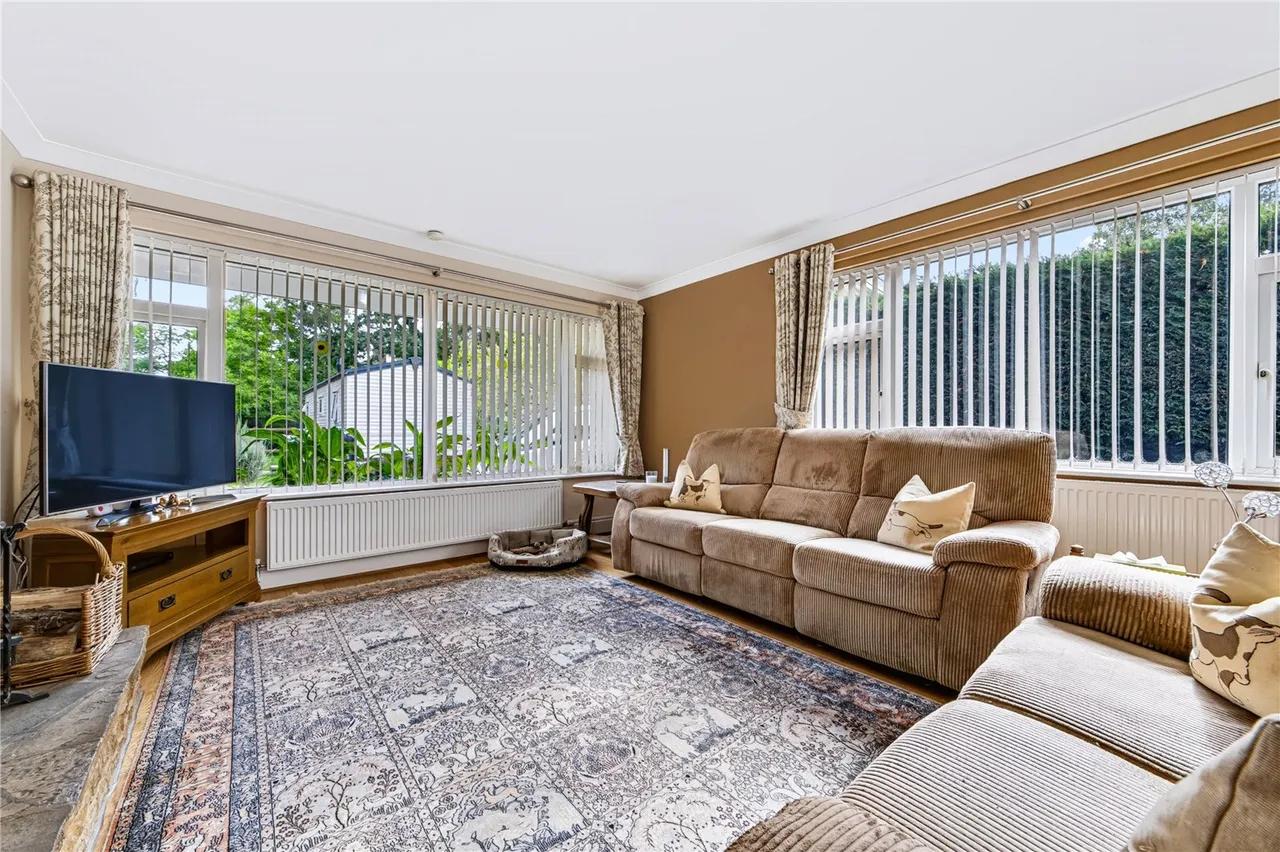 Westbury, photo 20