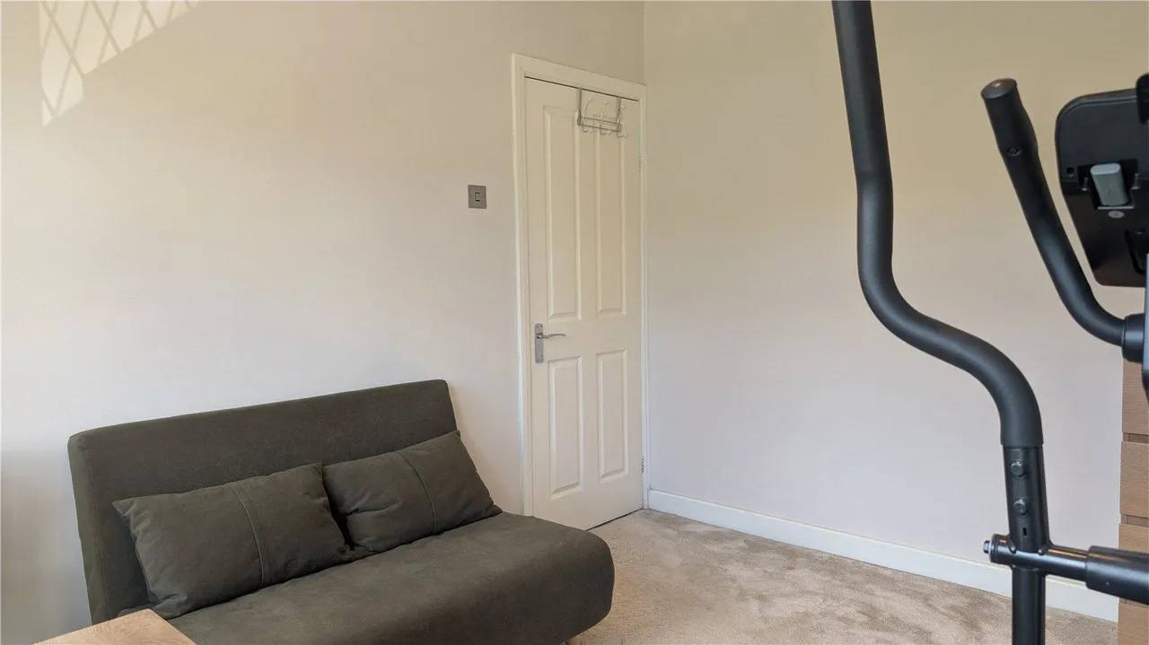 Whitehall Road, Wortley, LS12, photo 12