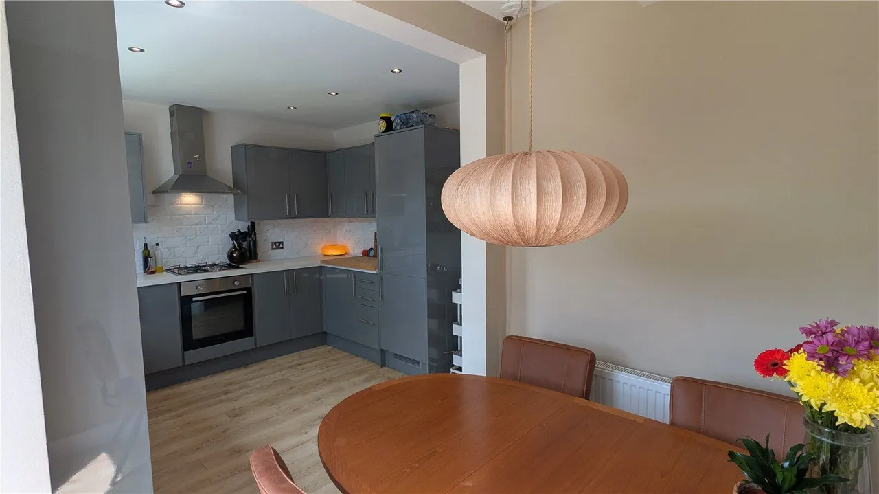 Whitehall Road, Wortley, LS12, photo 4