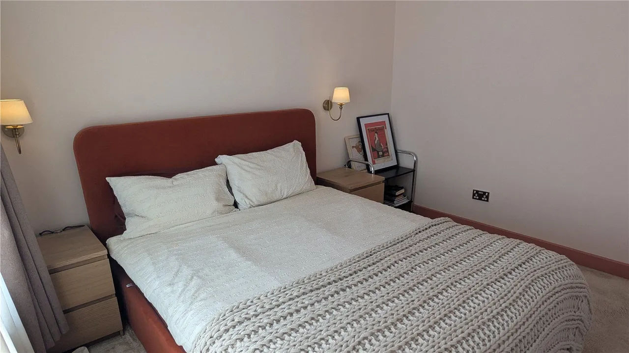 Whitehall Road, Wortley, LS12, photo 6