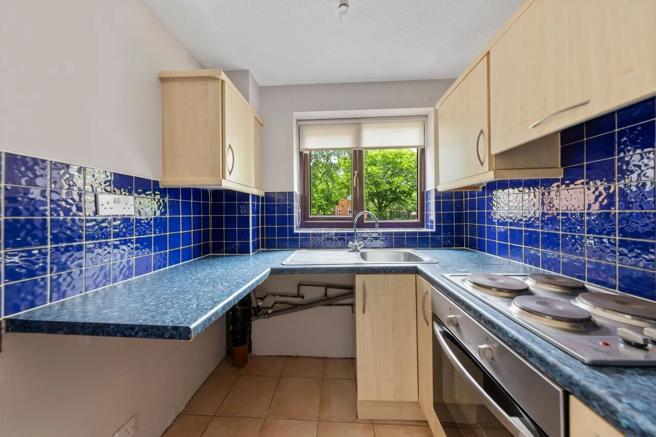 Whittlewood Close, Birchwood, Warrington, Warrington, WA3 6TU, photo 4