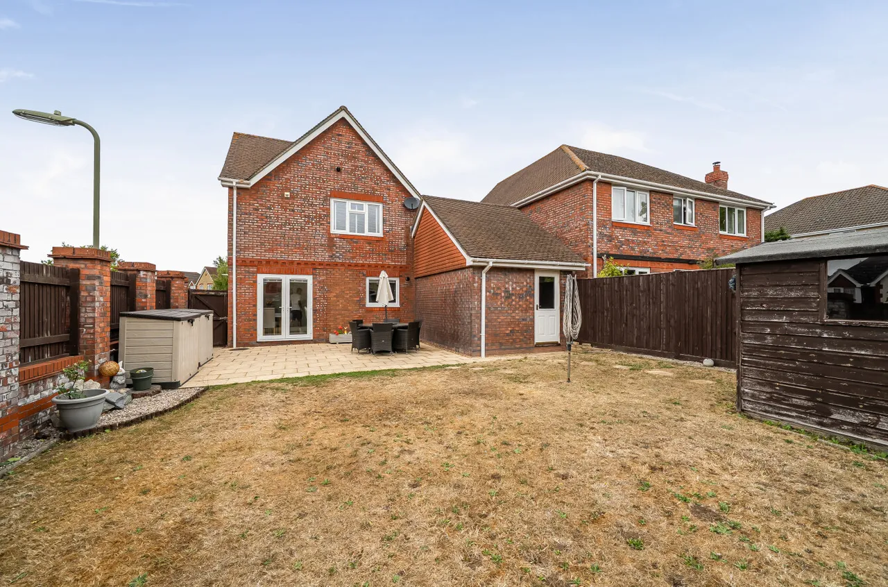 Blackberry Drive, Fair Oak, SO50, photo 13