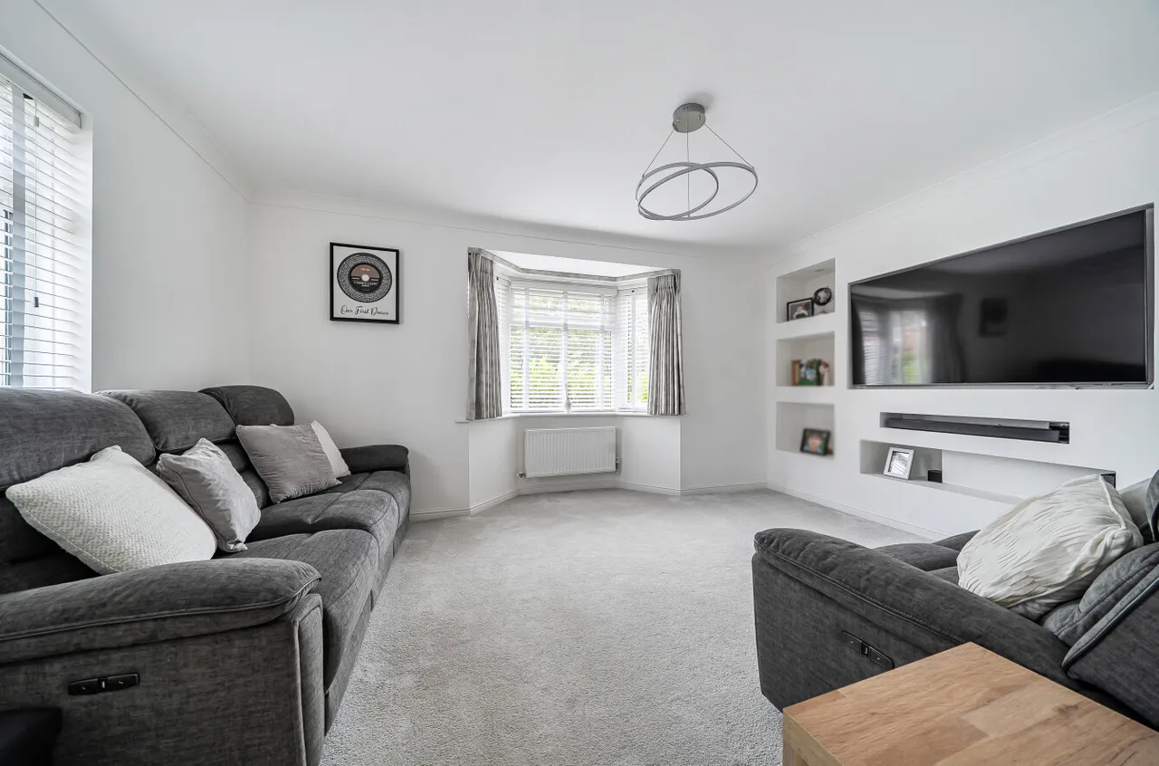 Blackberry Drive, Fair Oak, SO50, photo 3