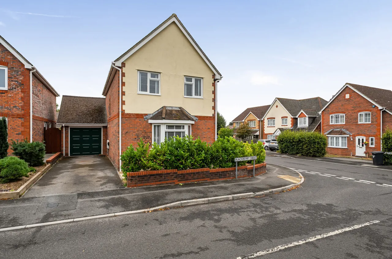Blackberry Drive, Fair Oak, SO50, photo 15