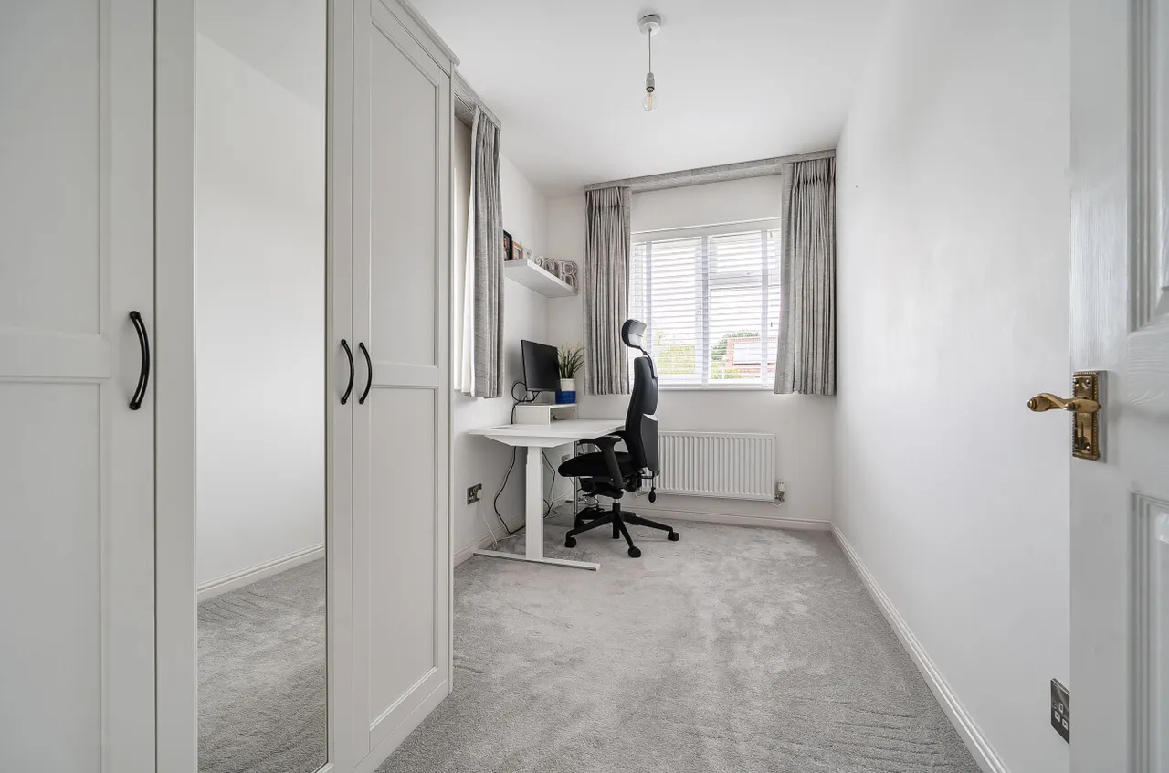 Blackberry Drive, Fair Oak, SO50, photo 10