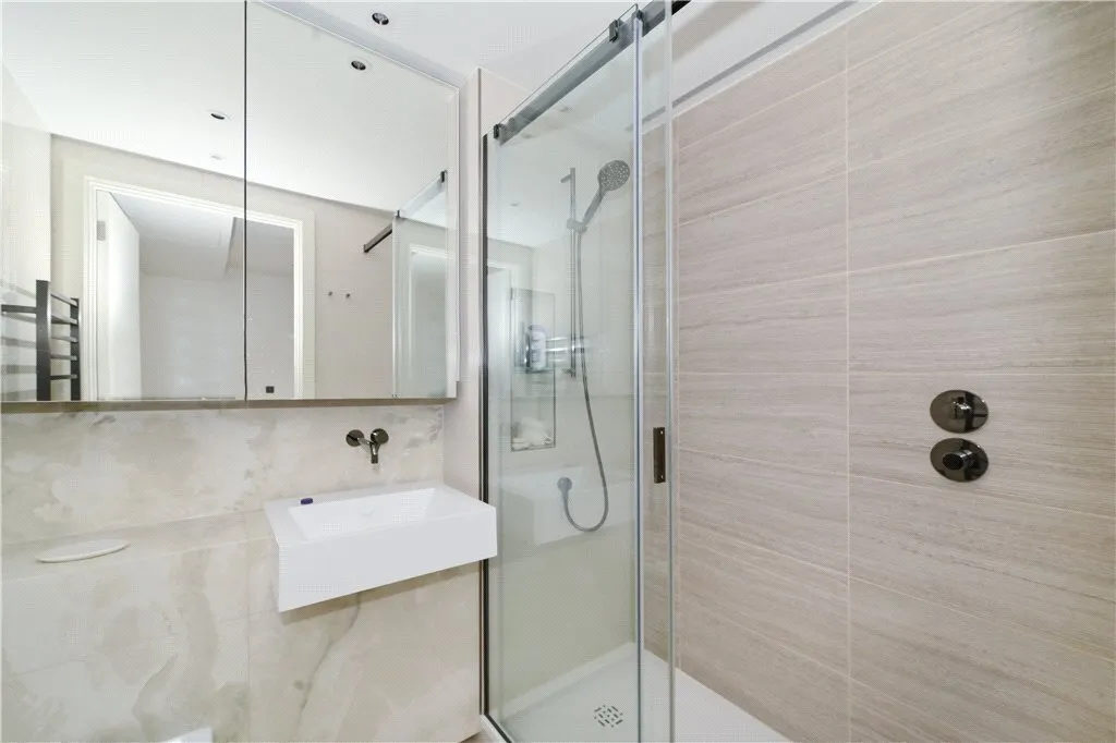 Fountain Park Way, White City, W12, photo 14