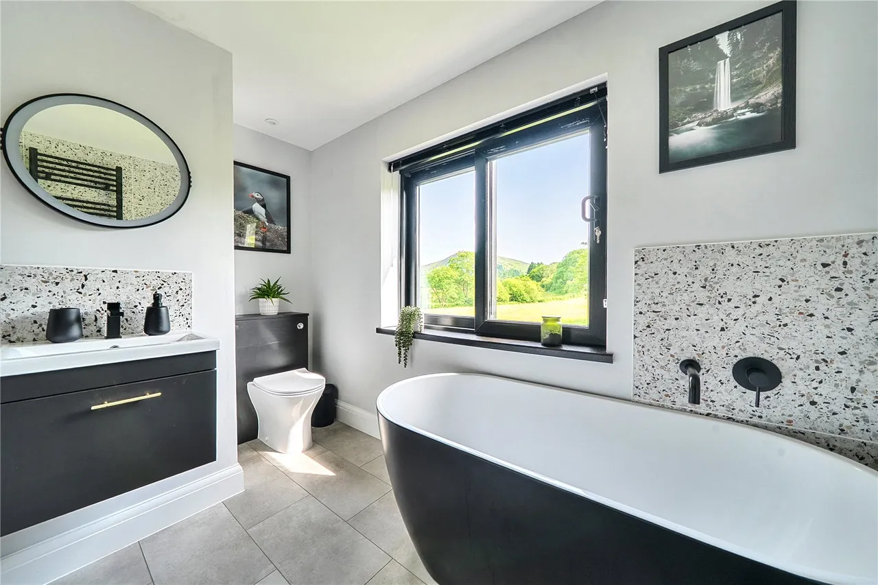 Heol Callwen, Penycae, Swansea, Powys, SA9 1GR, photo 12