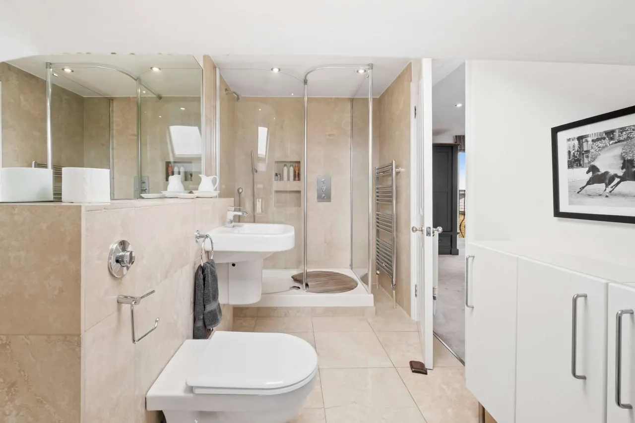 Wroughton Road, London, SW11 6BG, photo 7