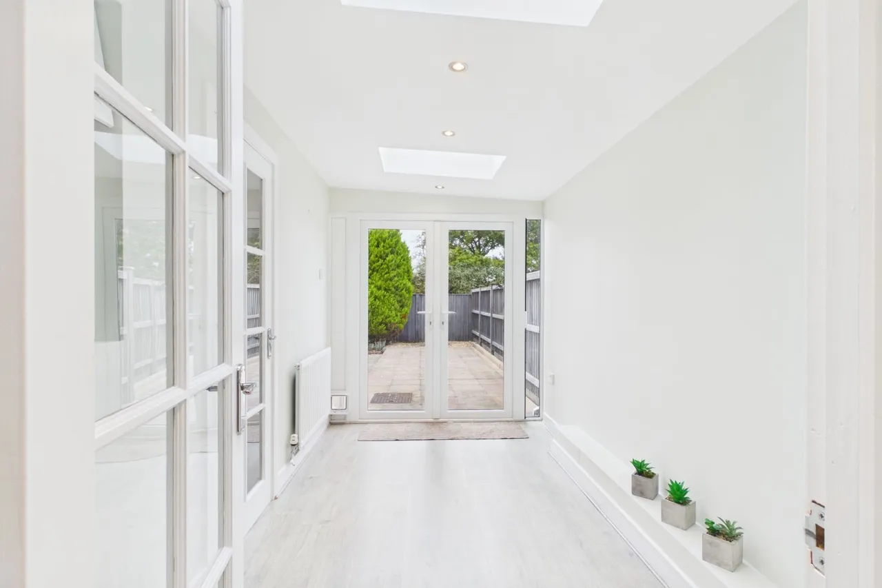 Canterbury Close, Spalding, PE11, photo 9