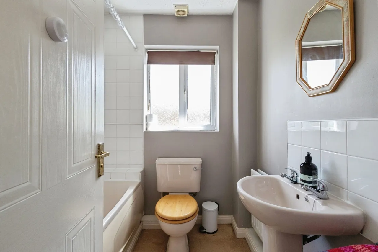 James Drive, Hyde, Greater Manchester, SK14, photo 14