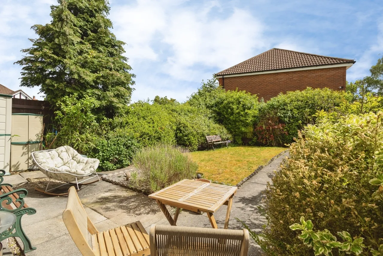 James Drive, Hyde, Greater Manchester, SK14, photo 17