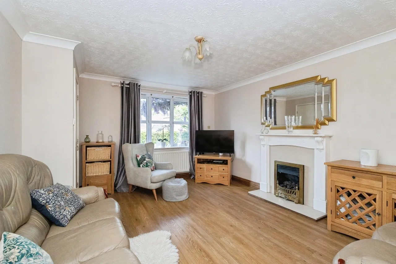James Drive, Hyde, Greater Manchester, SK14, photo 3