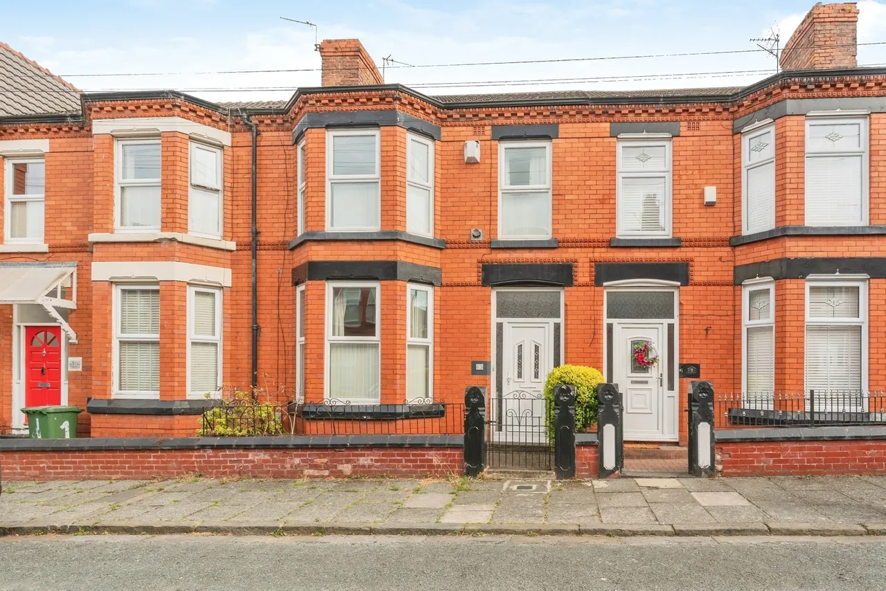 3 bed house for sale — Waring Avenue, Tranmere, Birkenhead