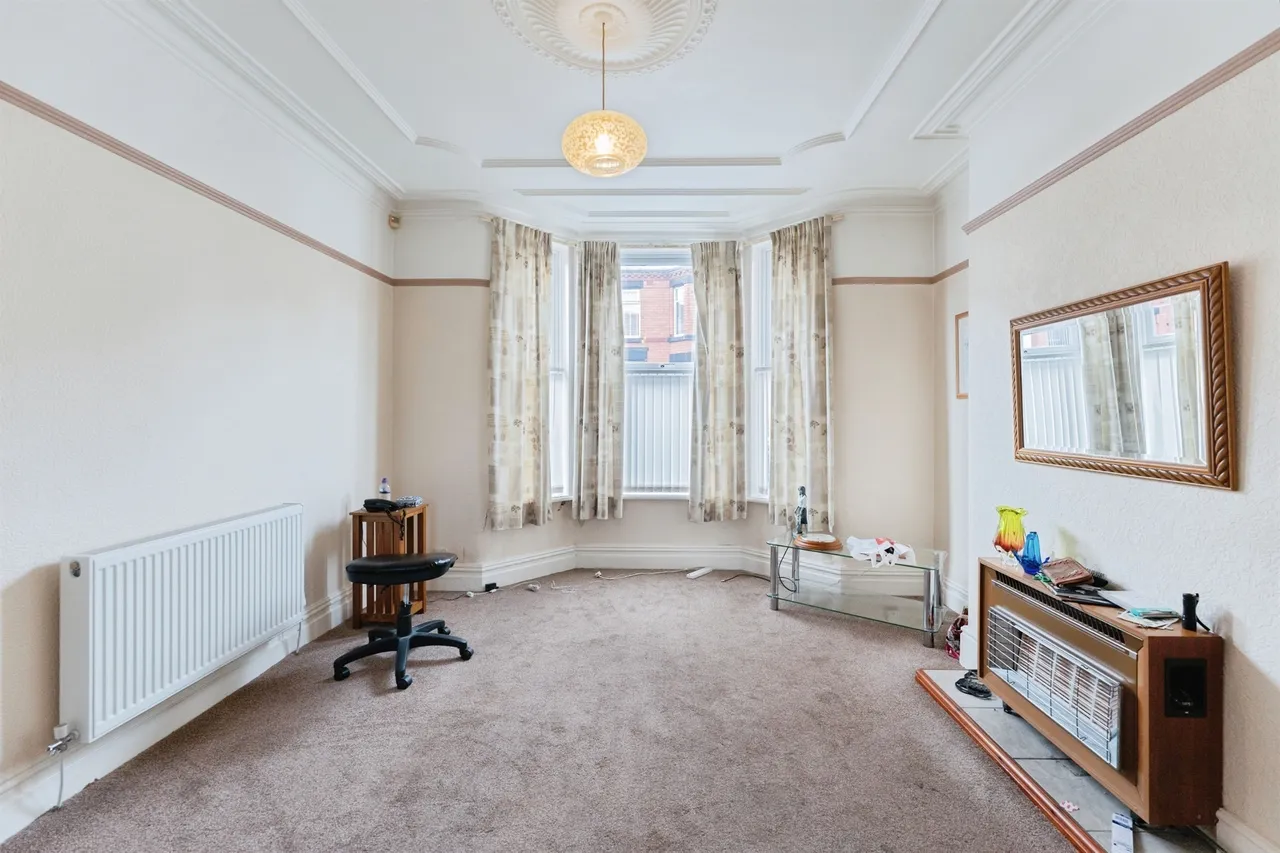 Waring Avenue, Tranmere, Birkenhead, photo 6