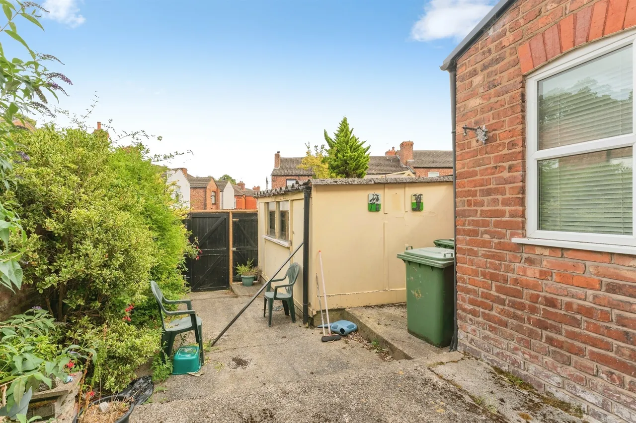 Waring Avenue, Tranmere, Birkenhead, photo 11