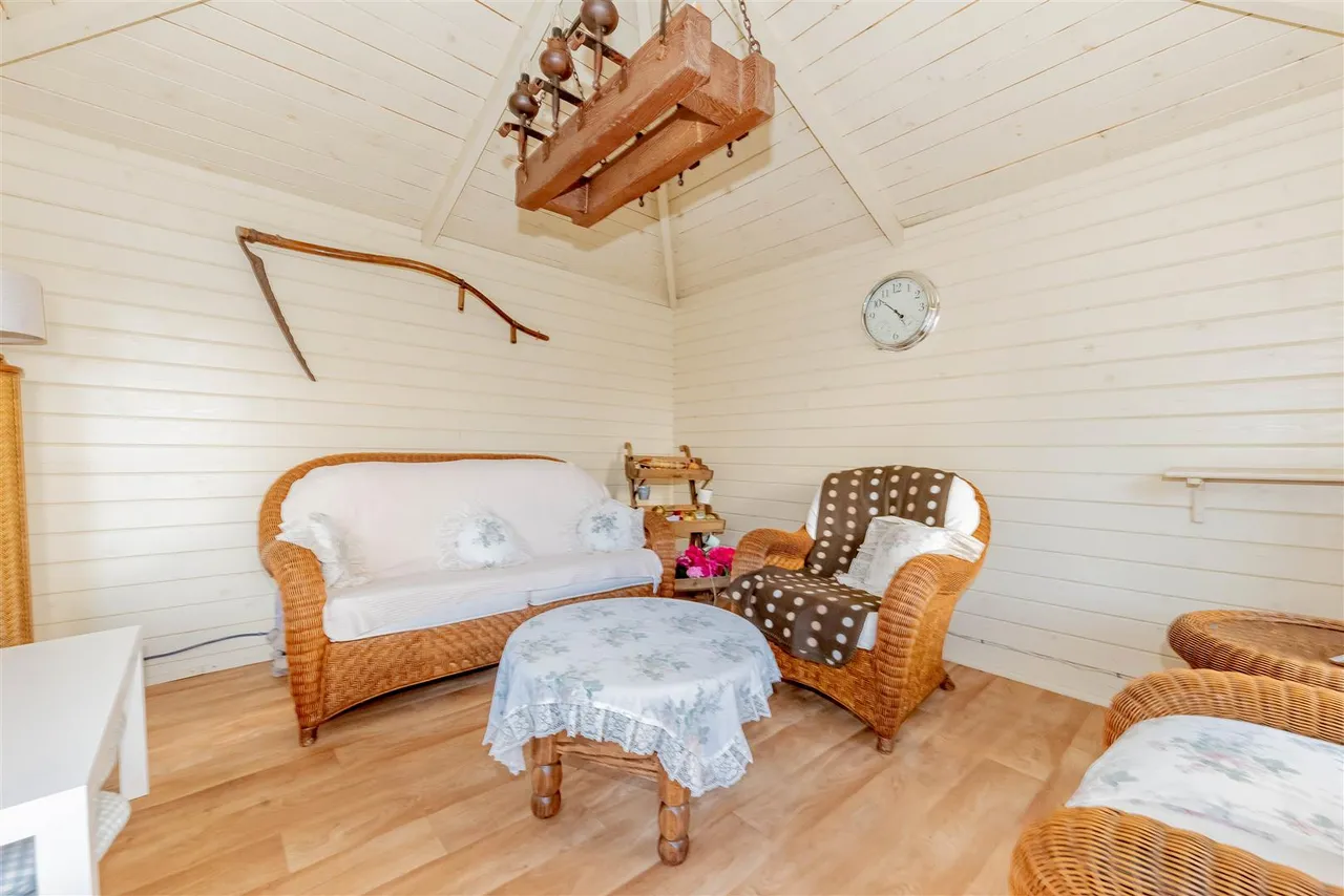 Willowford, Yateley, photo 15
