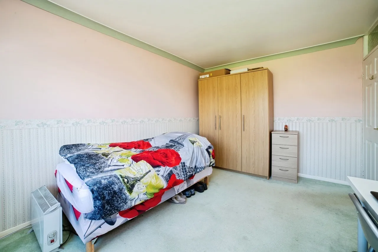 Roger Close, Sutton-in-Ashfield, Nottinghamshire, NG17, photo 9