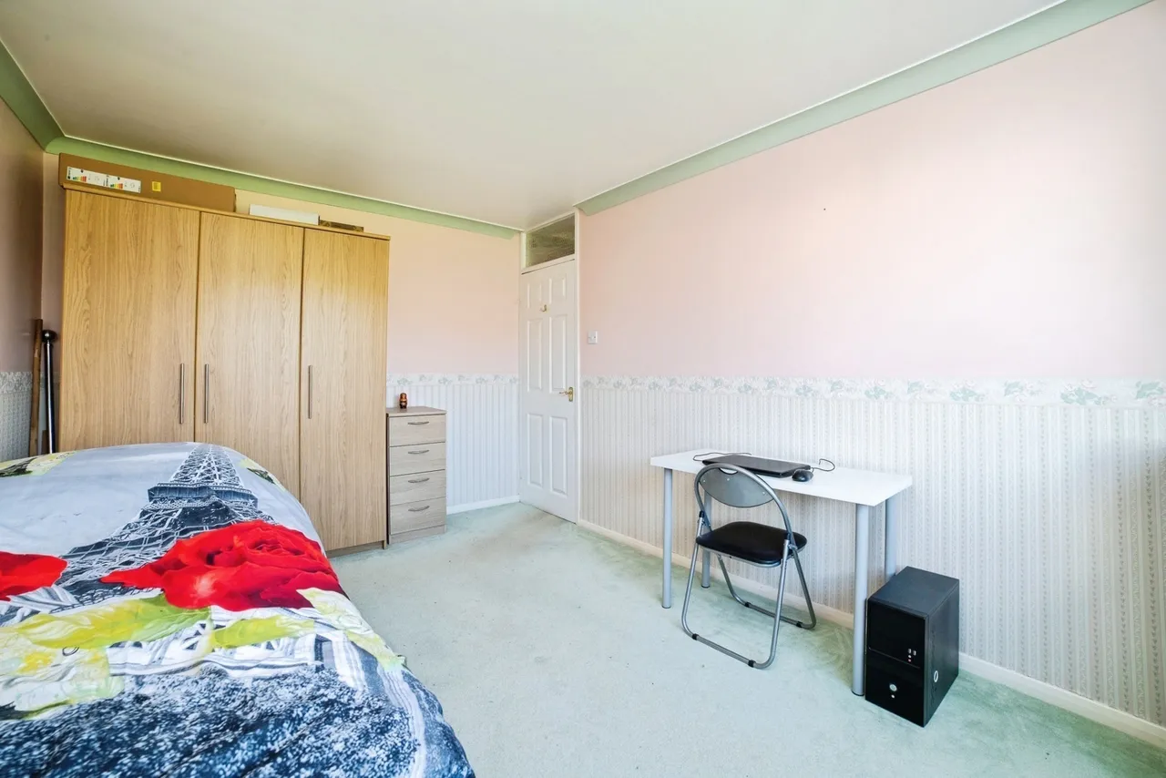 Roger Close, Sutton-in-Ashfield, Nottinghamshire, NG17, photo 8