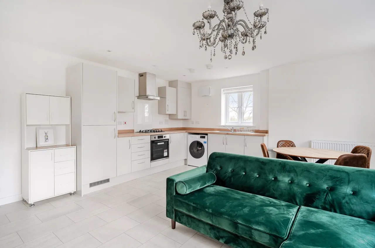 Clover Grove, Alton, GU34, photo 11