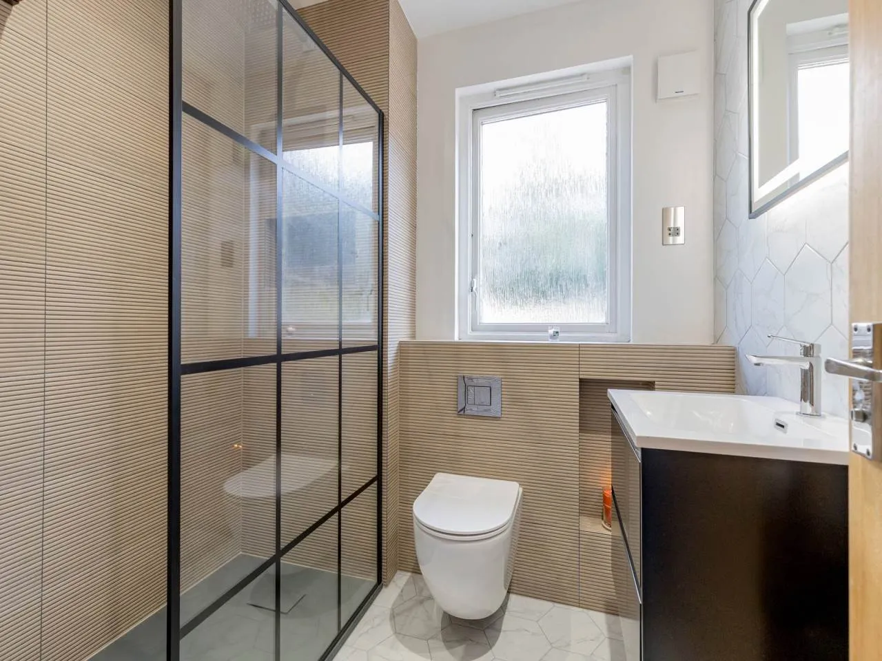 Yardheads, South Leith, EH6, photo 10