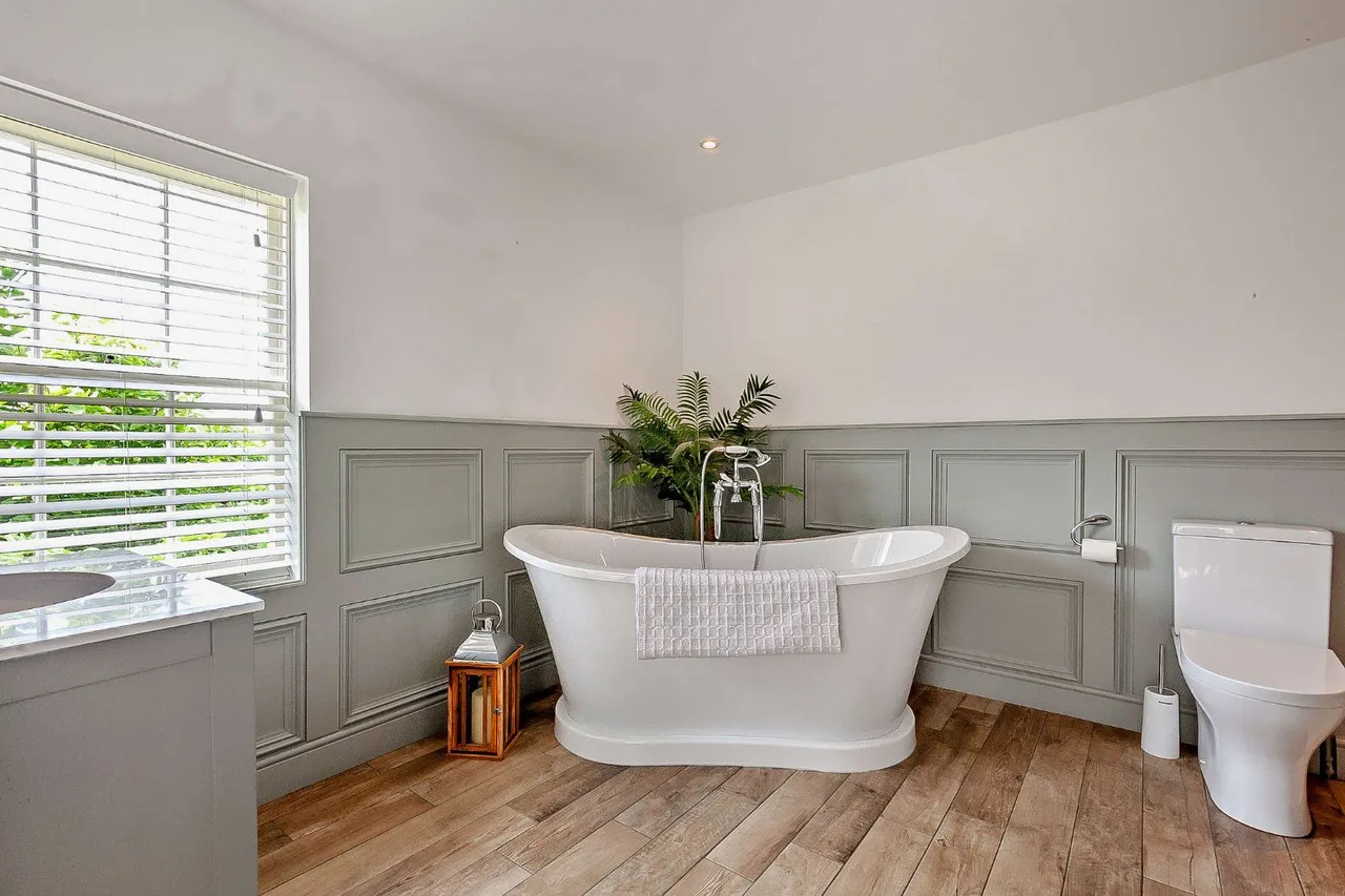 Carpenters Lane, Hadlow, Tonbridge, Kent, TN11 0EX, photo 10