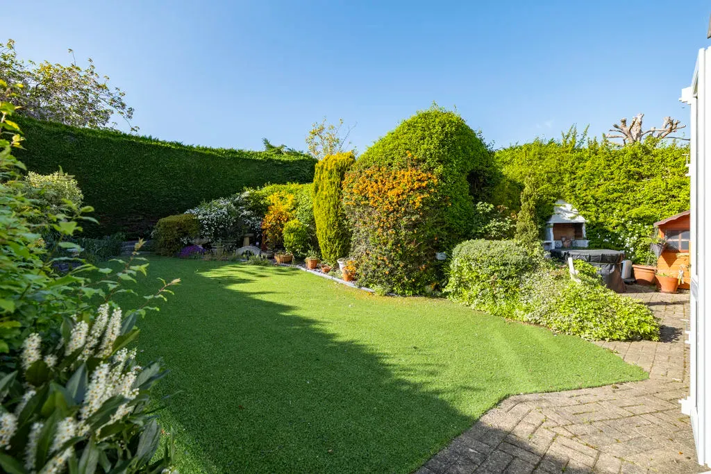Sutherland Grove, Bletchley, Milton Keynes, Buckinghamshire, MK3 7NX, photo 7
