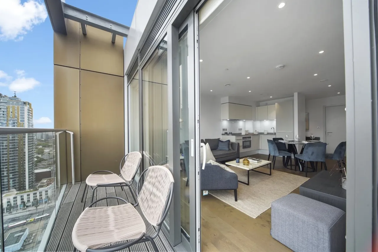 Elephant Road, London, SE17, photo 12
