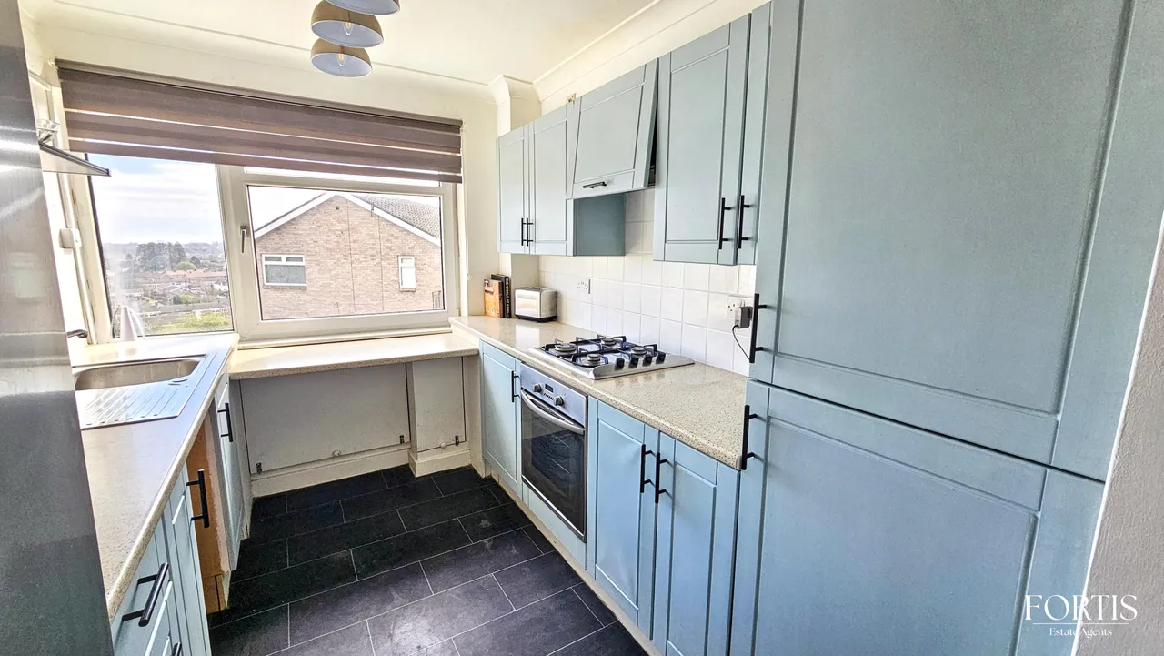 Greenland Crescent, Cardiff, CF5, photo 4